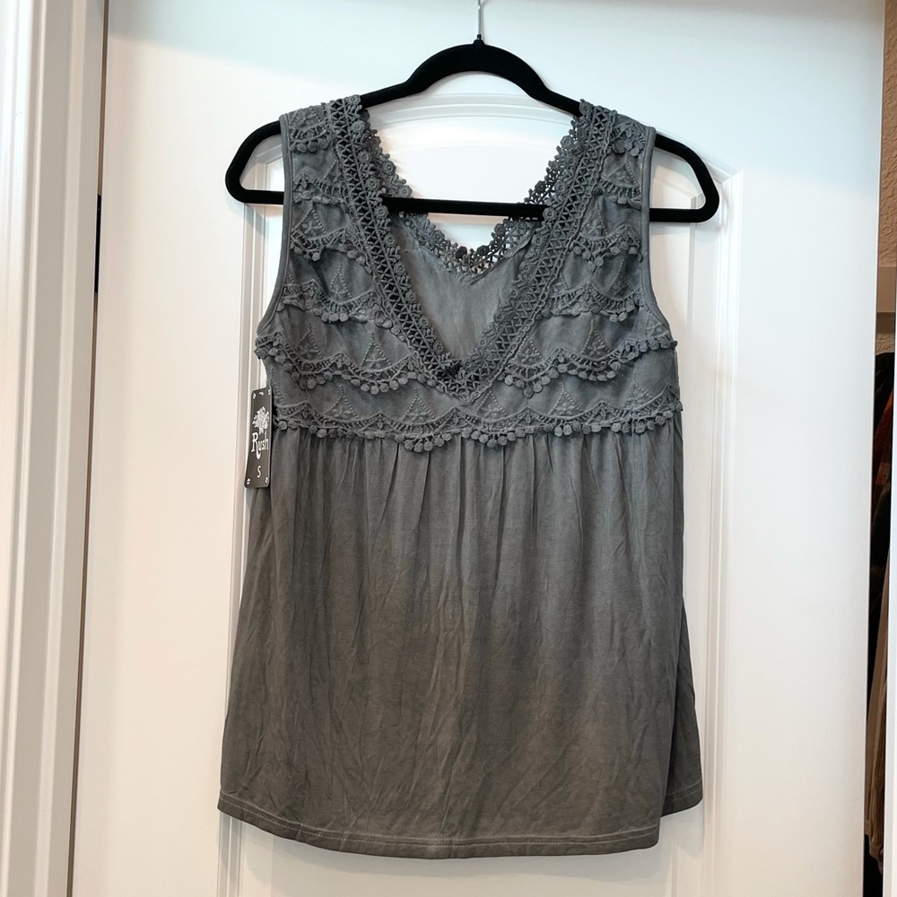 V Neck Tank Top Lace Small NWT